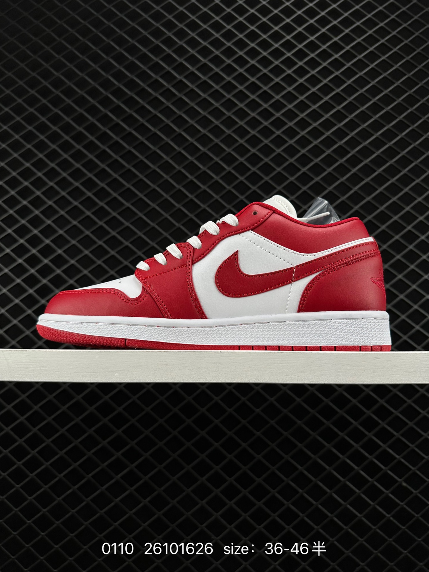 NIKE  Air Jordan 1 Low